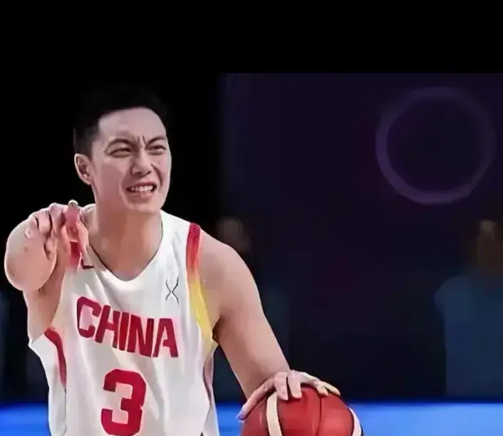 周琦