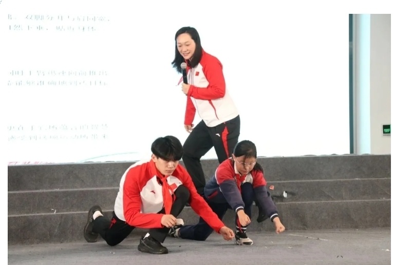 bt, inews