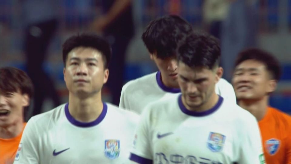 一系列, 石炎换下阿, 下场前他一